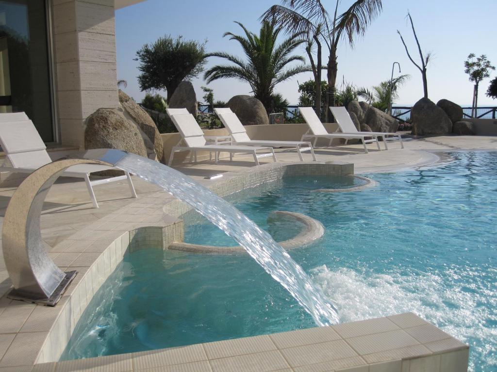 Hotel Villaggio Cala Di Volpe Капо-Ватикано Экстерьер фото