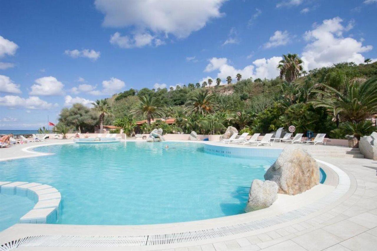 Hotel Villaggio Cala Di Volpe Капо-Ватикано Экстерьер фото
